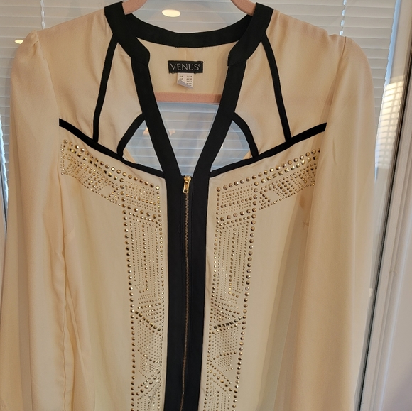 Venus long sleeve top - Picture 1 of 4